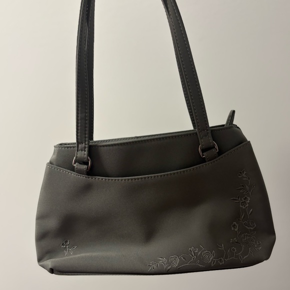 Liz Claiborne Handbags - Liz Claiborne Villager Y2K Grey Embroidered Handbag‎ Women's Mini Shoulder Bag